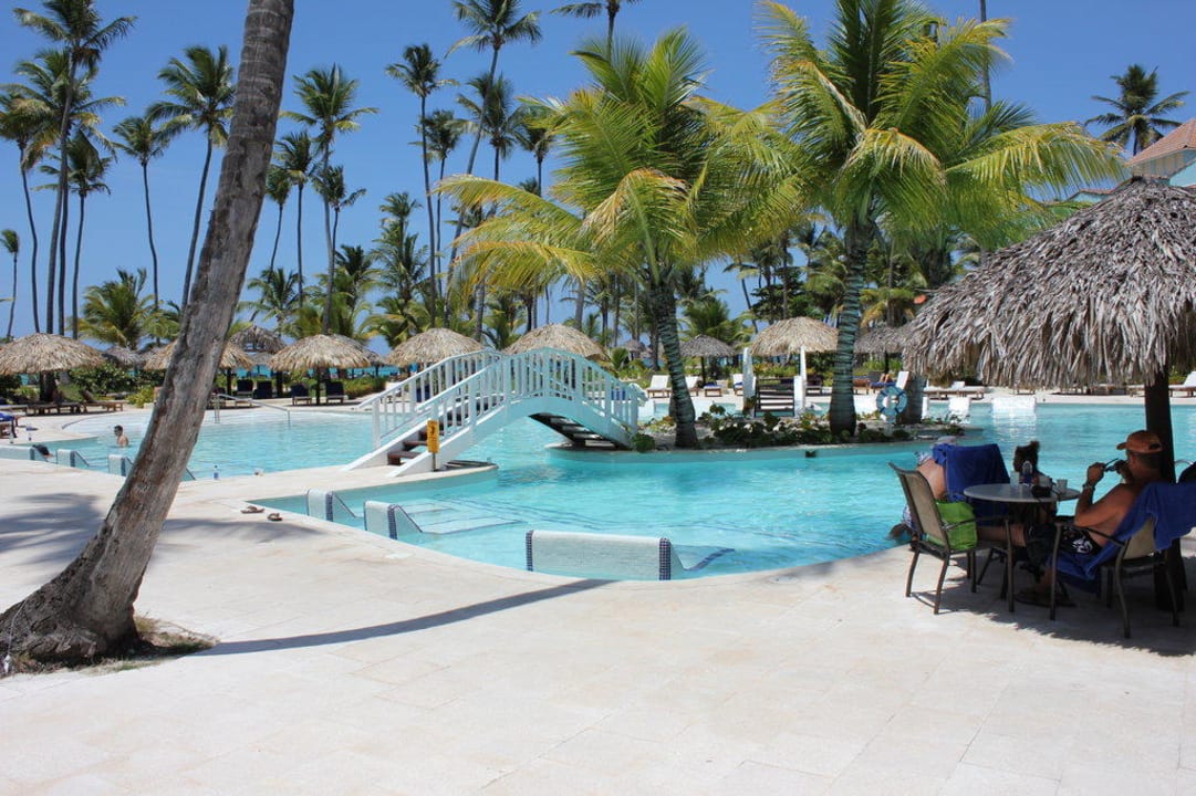 Sehr schöner Poolbereich direkt am Strand TRS Turquesa Hotel - Adults only