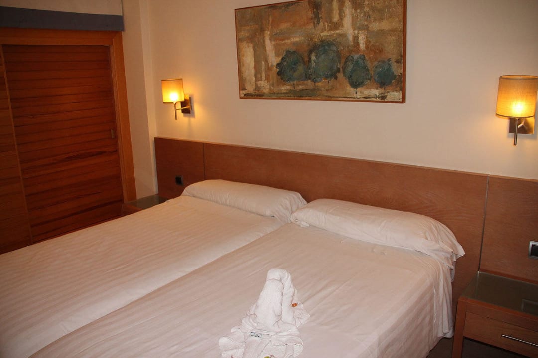 Schlafzimmer Aparthotel Fontanellas Playa