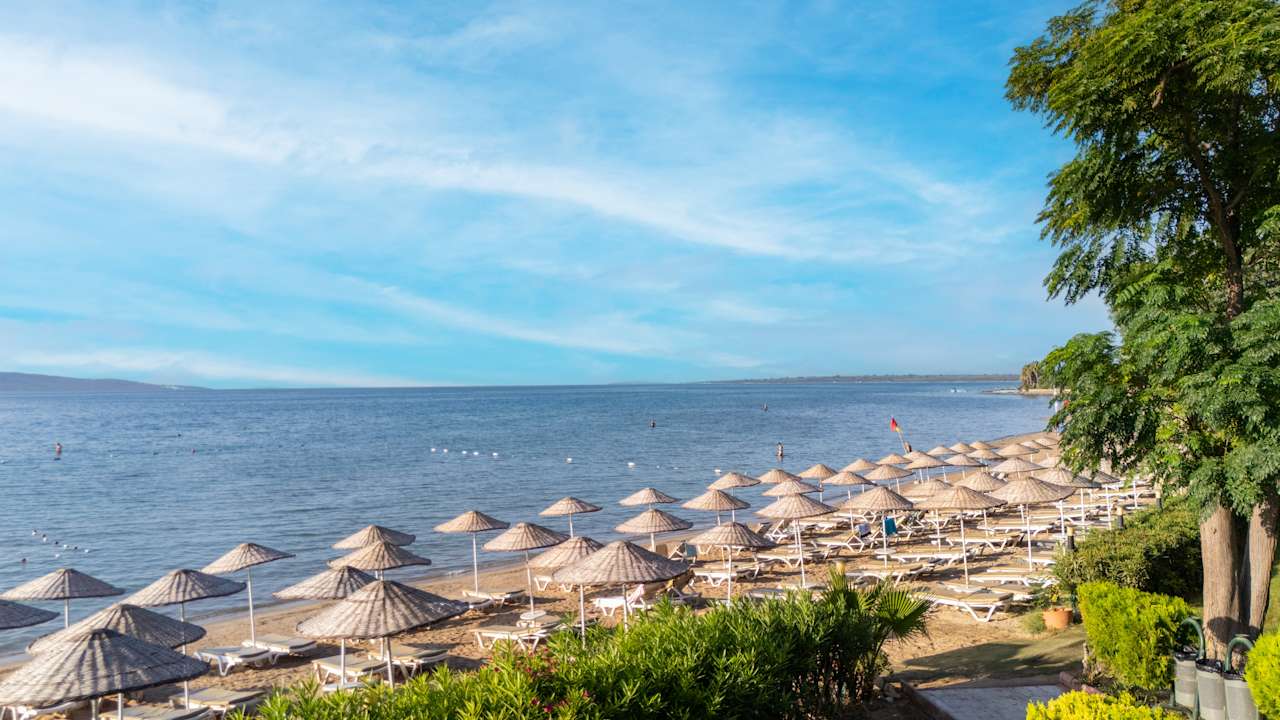 Strand Hotel The Holiday Resort