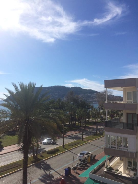 Ausblick Arsi Enfi City Beach Hotel