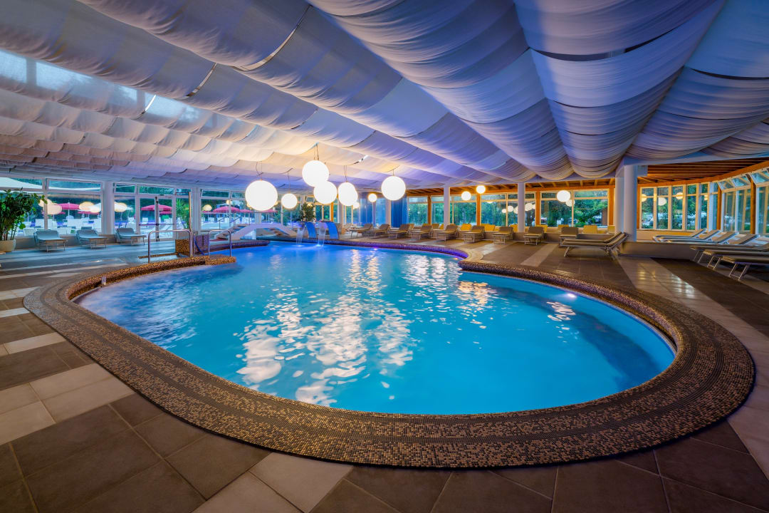 Pool Hotel Mioni Royal San