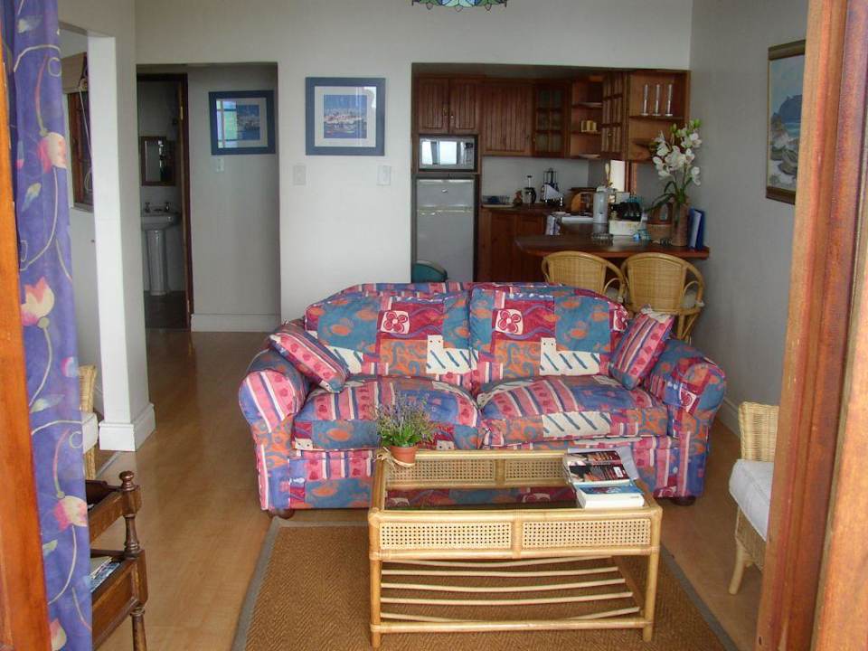 Wohnzimmer mit Küche Hotel A Whale of Time