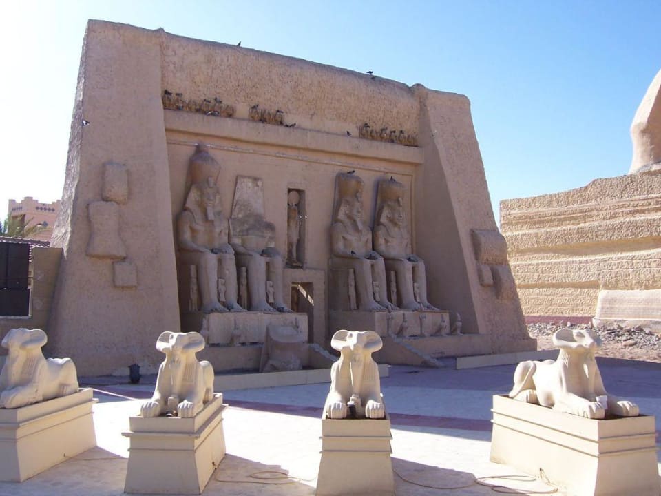 Tempelanlage in der Arena Pickalbatros Alf Leila Wa Leila Resort - Neverland Hurghada