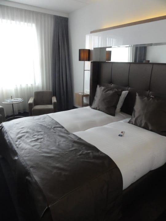 Doppel Bett WestCord WTC Hotel Leeuwarden