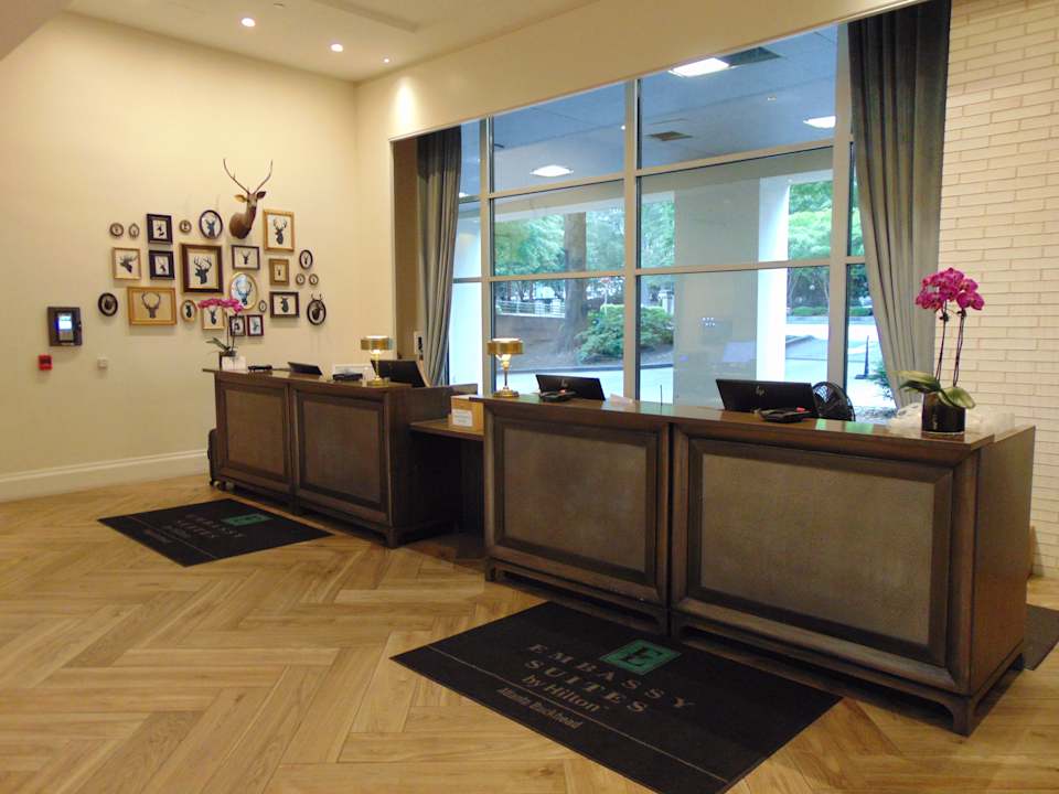 Lobby Embassy Suites Hotel Atlanta-Buckhead