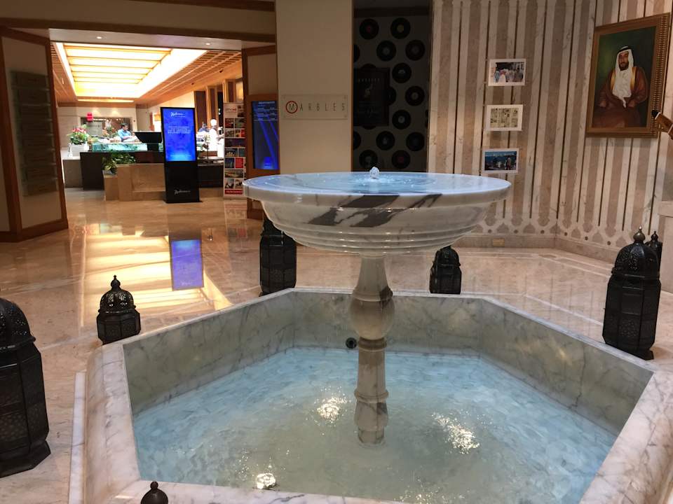 Lobby Hotel Radisson Blu Dubai Deira Creek