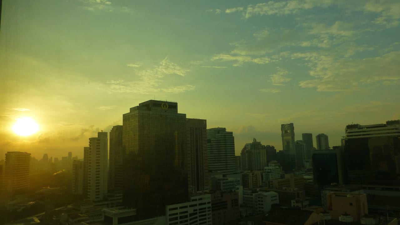 Sonnenaufgang über Bangkok Hotel Le Meridien Bangkok