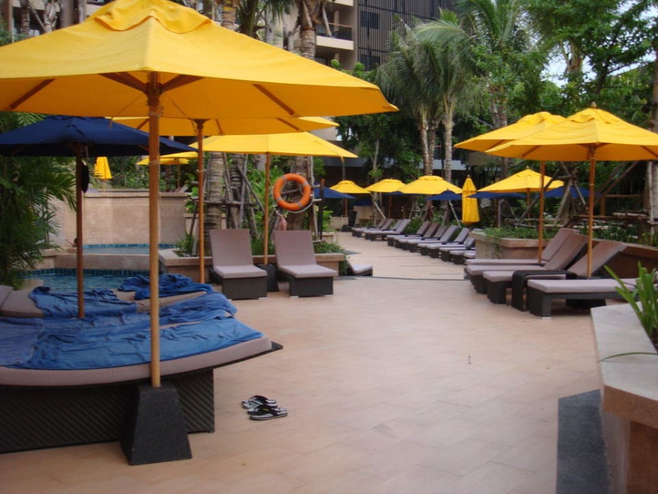 Unterer Pool Novotel Phuket Kata Avista Resort and Spa
