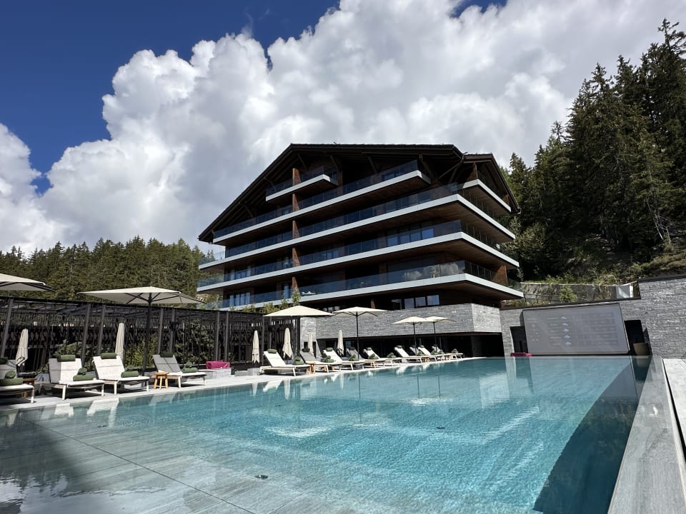 Pool Six Senses Crans-Montana