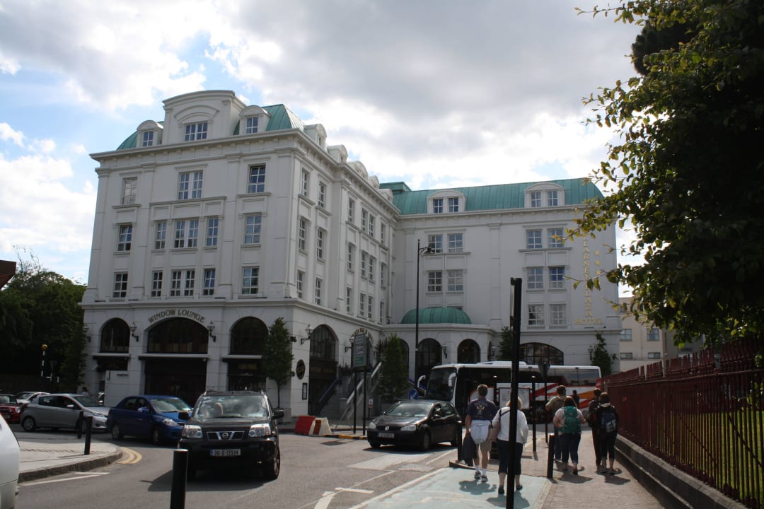 Außenansicht von der Ortseite Killarney Plaza Hotel & Spa