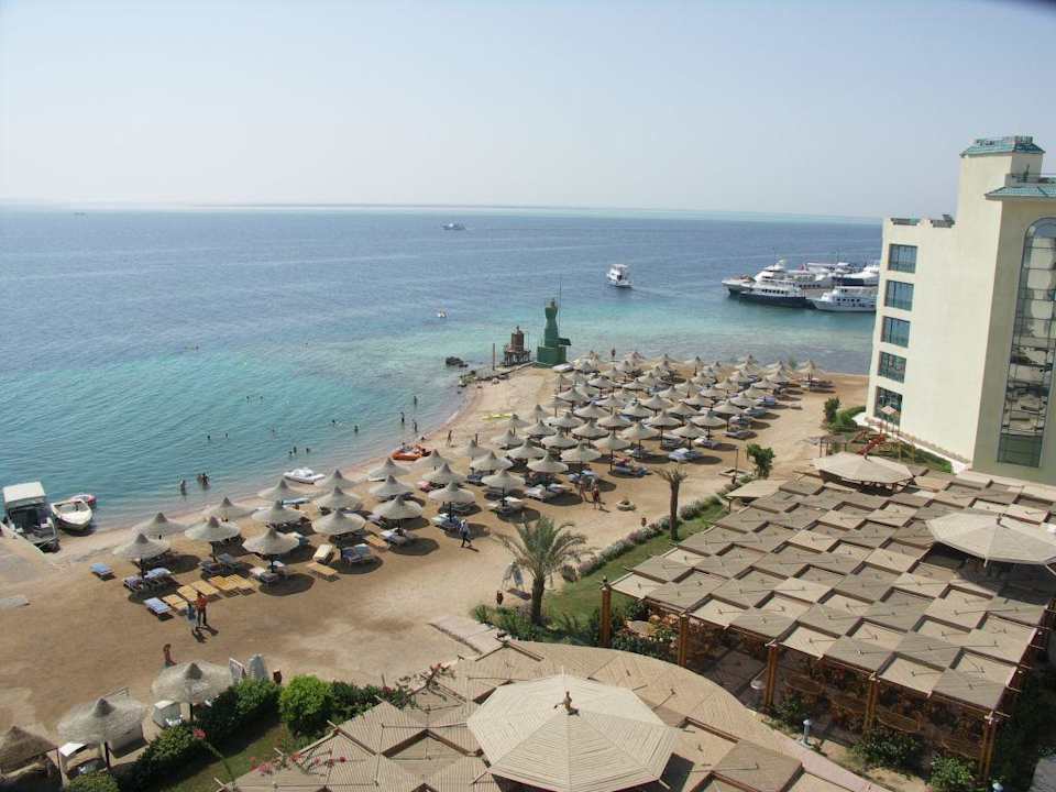 Strand von oben Moreno Horizon Spa & Resort
