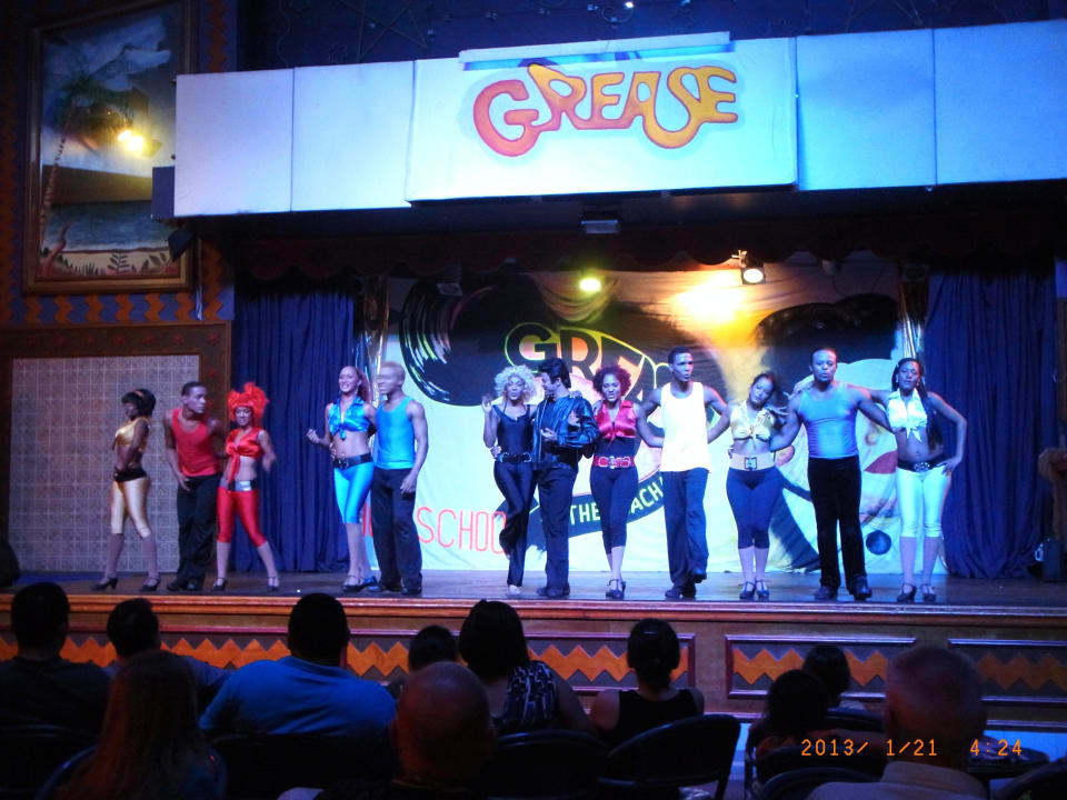 Grease Musical Playabachata Hotel