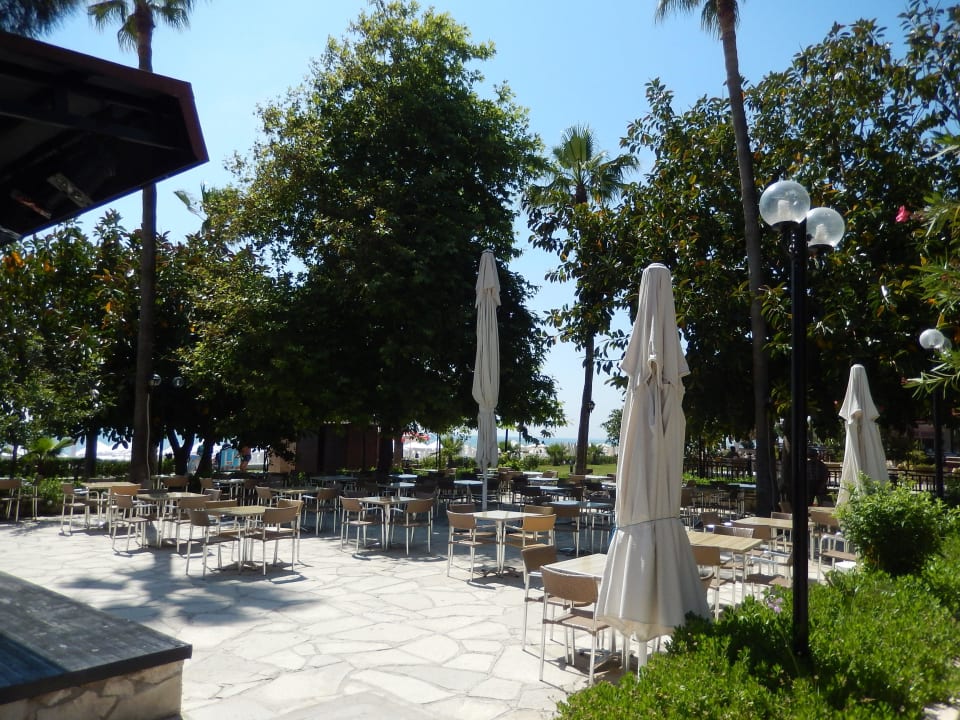 Terrasse ,Animationbühne Hotel Sirma