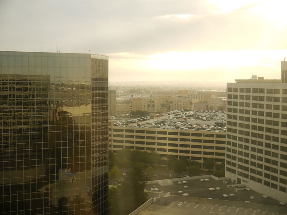 Zimmerblick Hotel Sheraton Gateway Los Angeles Airport
