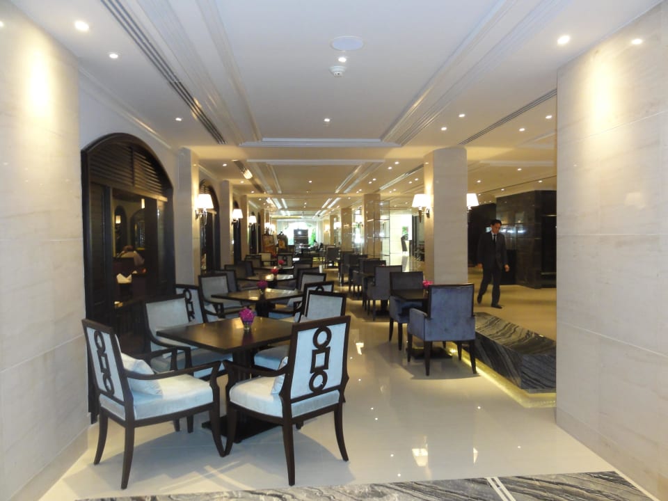 Lobby The Sukosol Hotel