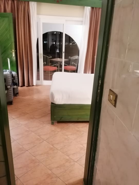 Zimmer Arabia Azur Resort