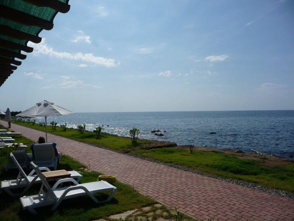 Ausblick vor den Bungalows Gold Island Selected