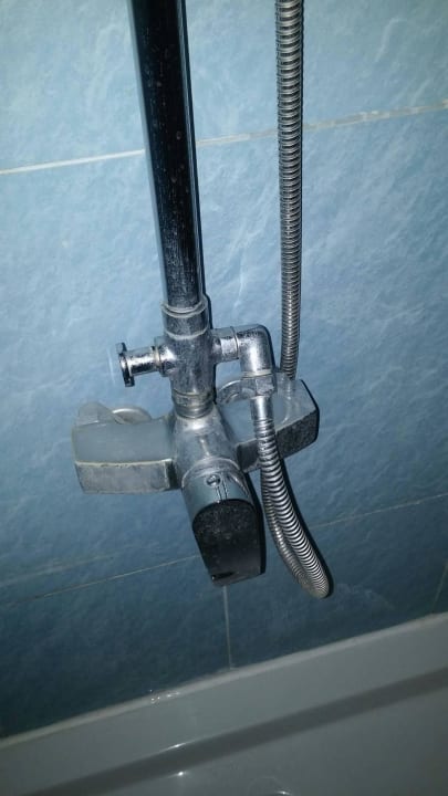 Völlig verdreckt und verkalkt Hotel Nevada Hamburg