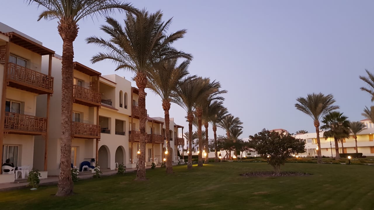 Gartenanlage Pickalbatros Dana Beach Resort - Hurghada
