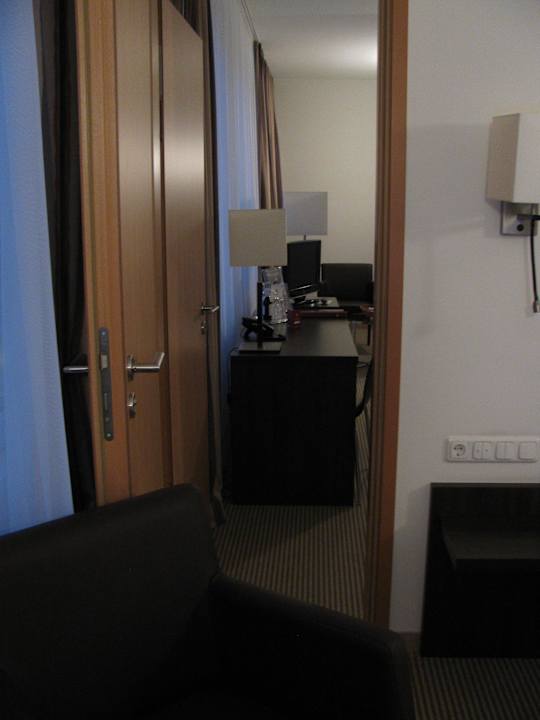 Verbindungstüre acom Hotel München
