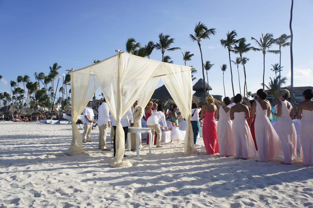 Immer wieder mal eine Hochzeit Dreams Royal Beach Punta Cana