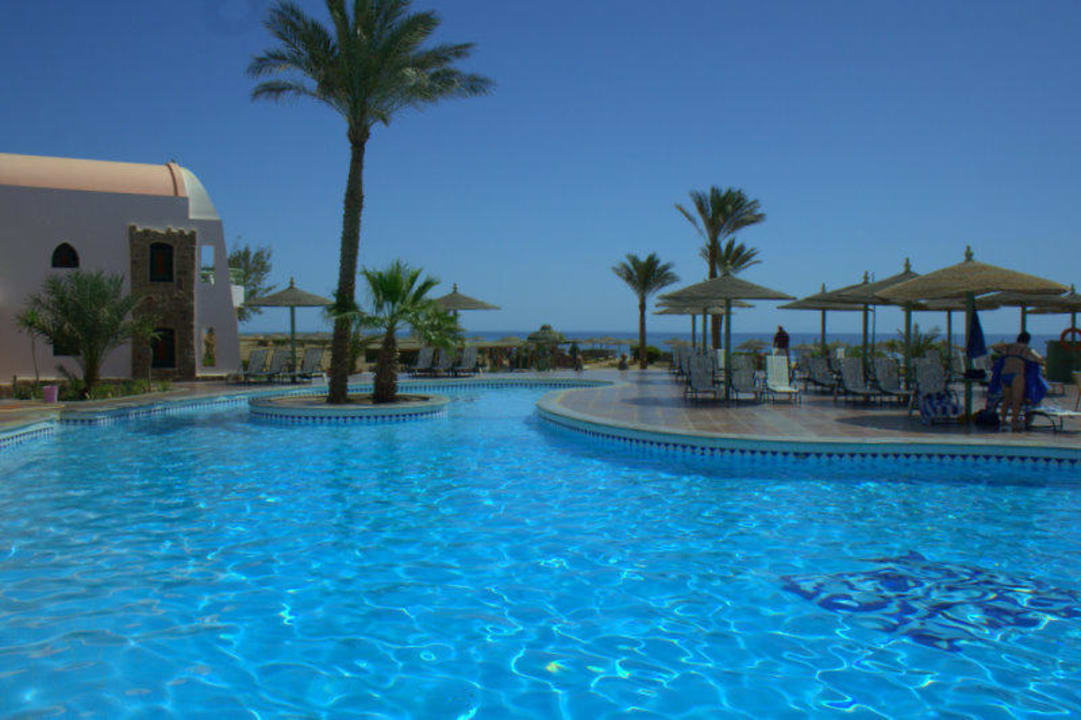 Бассейн Shams Alam Beach Resort