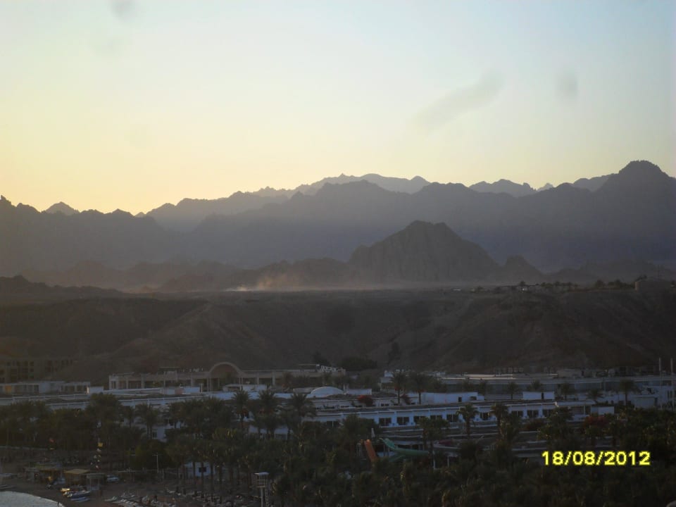 Blick auf die Nachbarhotels Albatros Sharm Resort