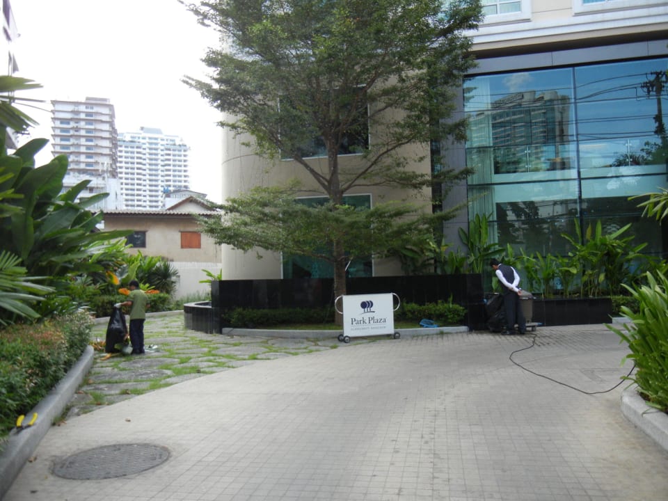 Hotel-Zufahrt NH Bangkok Asoke