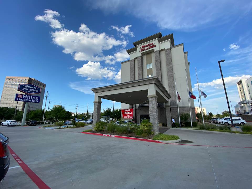 Außenansicht Hampton Inn & Suites Dallas-Central Expy/North Park Area