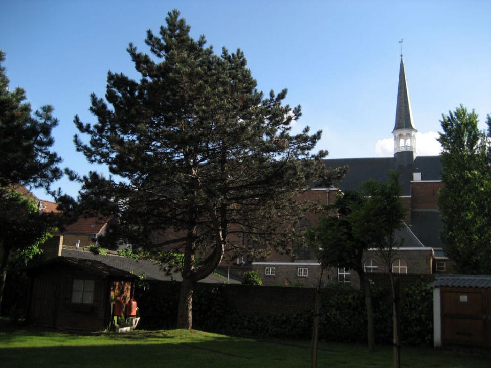 Sofitel Brügge, Blick auf den Garten, Zimmer 109 NH Brugge