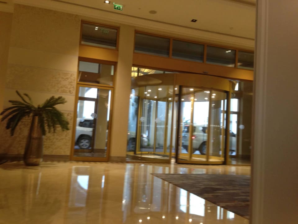Eingang  DoubleTree by Hilton Resort & Spa Marjan Island
