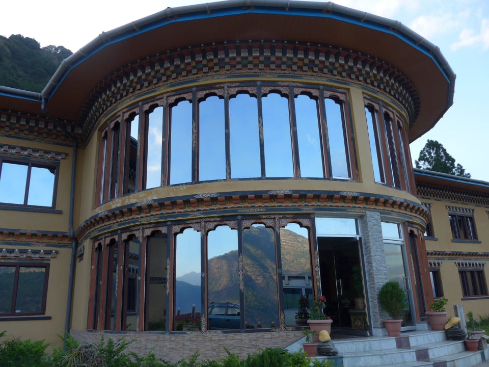 Hoteleingang Druk Deothjung Resort