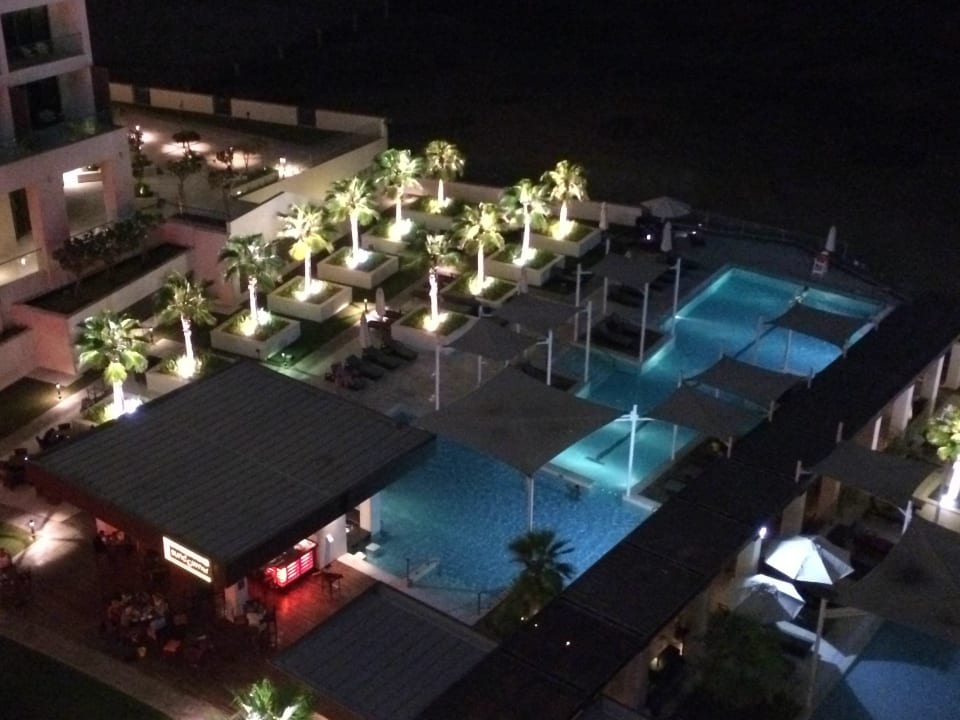 Blick vom Balkon Crowne Plaza Hotel Yas Island