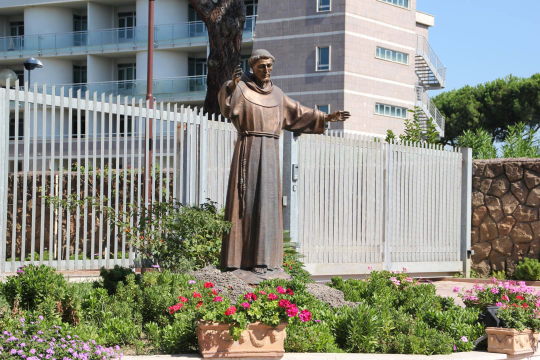 Einfahrt Occidental Aurelia