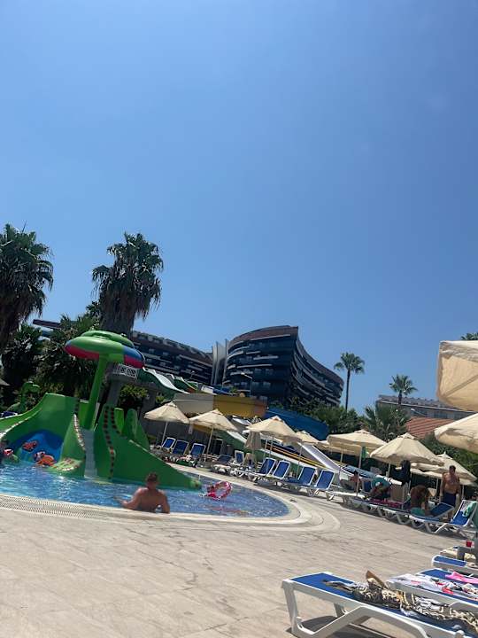 Sonstiges Serenis Hotel