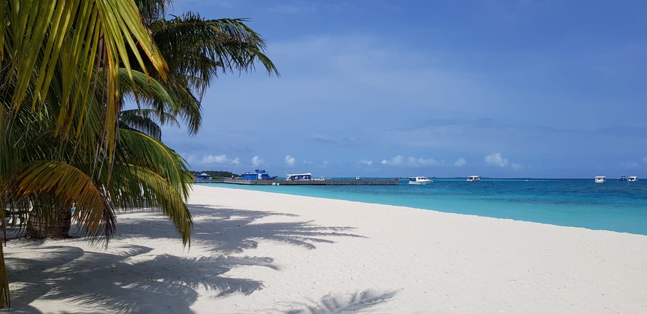 Strand Meeru Maldives Resort Island