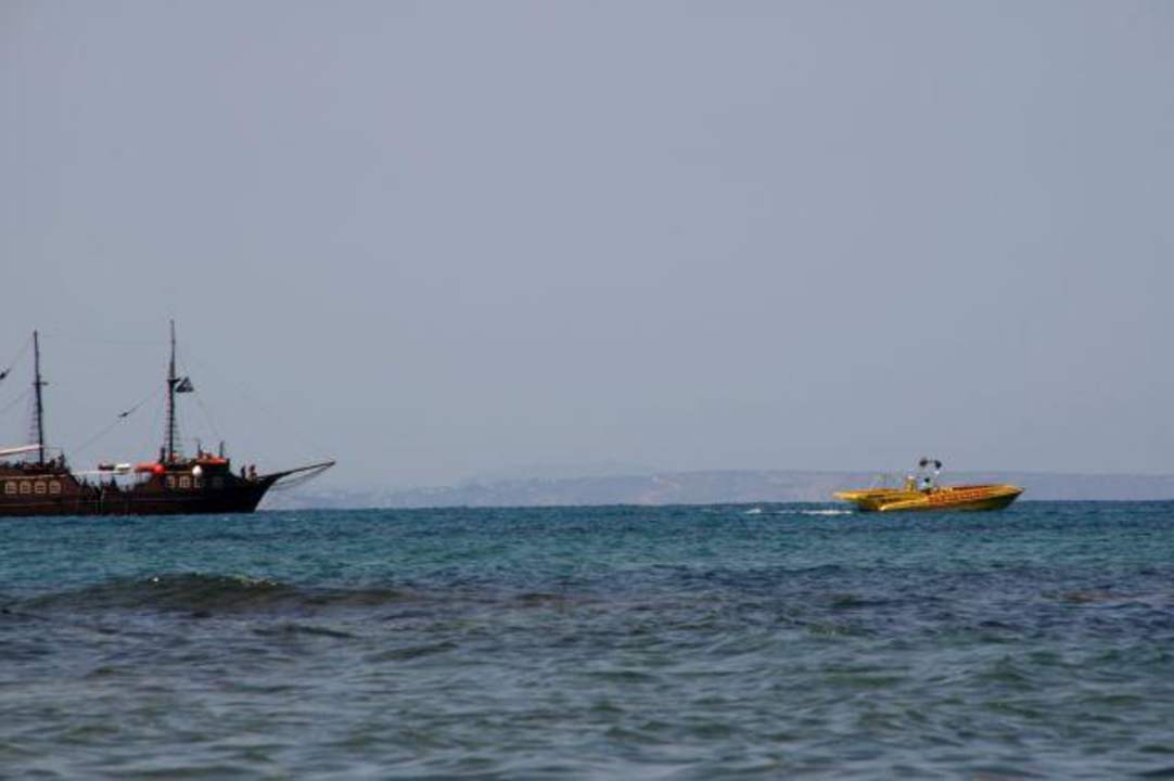 Blick von Strand Maravel Land