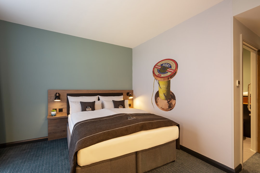 Zimmer Holiday Inn - the niu, Loom Manchester North