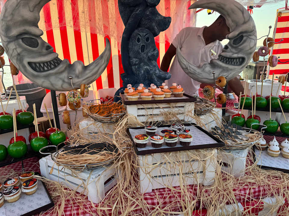 Gastro Rixos The Palm Hotel & Suites