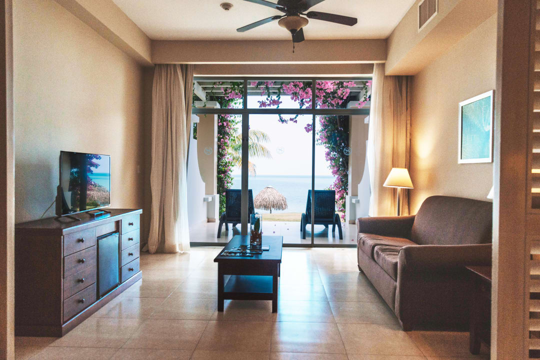 Zimmer Bijao Beach Resort
