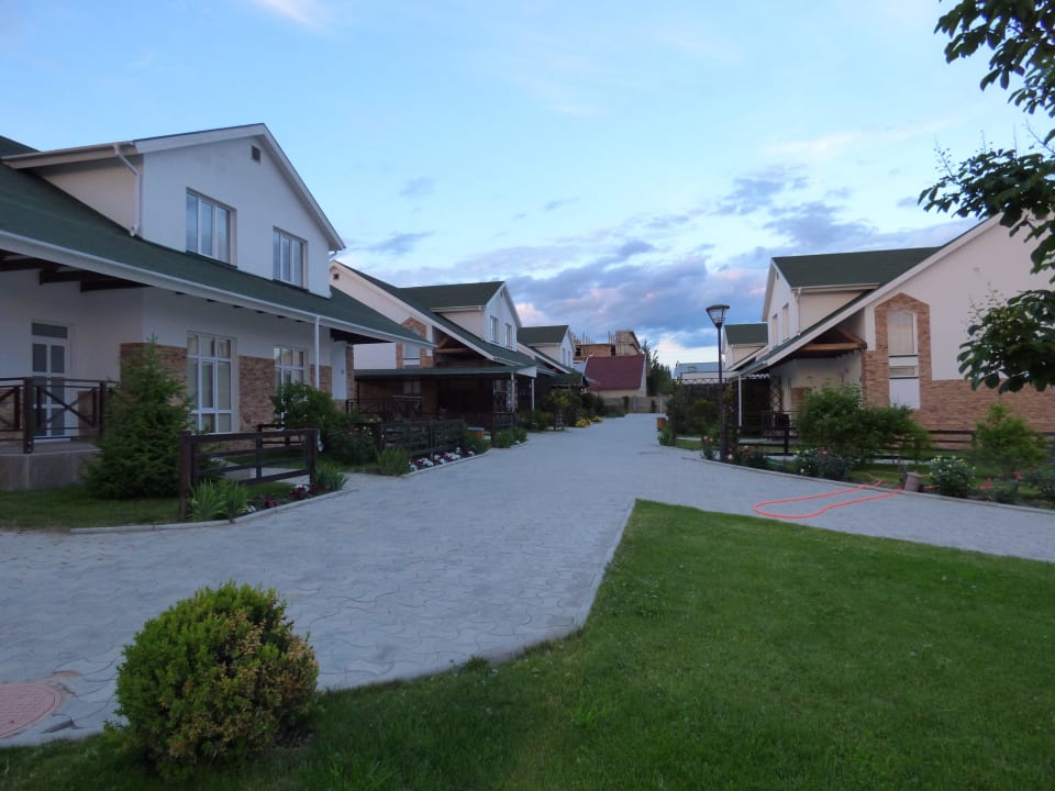 Ferienhäuser auf dem Resortgelände Hotel Kapriz Issyk Kul Resort