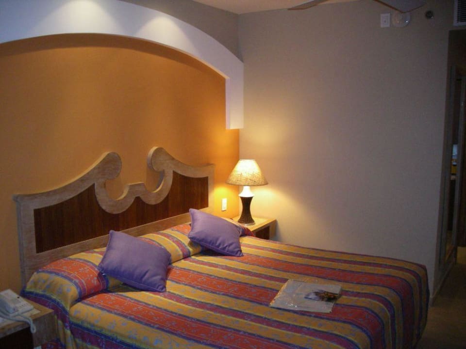 Cama Iberostar Waves Bahia