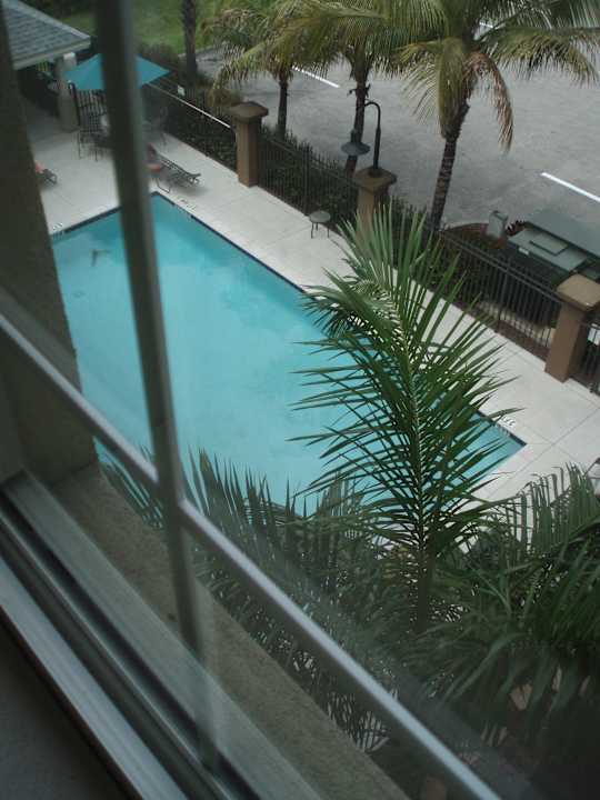 Pool Candlewood Suites Ft Myers I-75