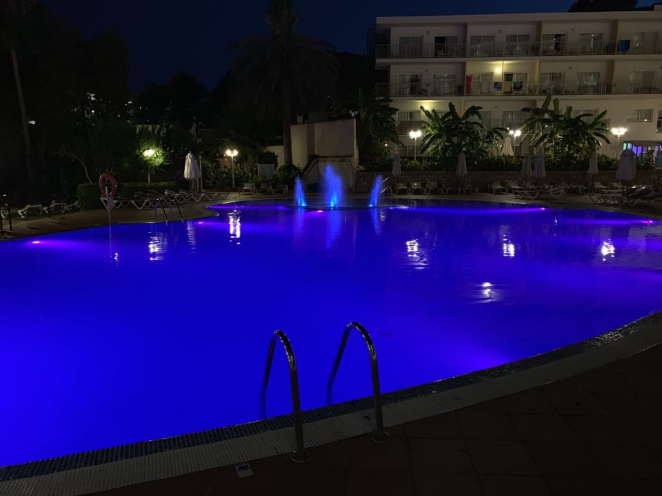 Pool Valentin Grand Park Suite Hotel