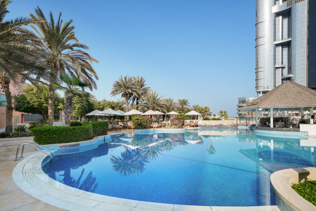 Pool Sheraton Hotel & Resort Abu Dhabi