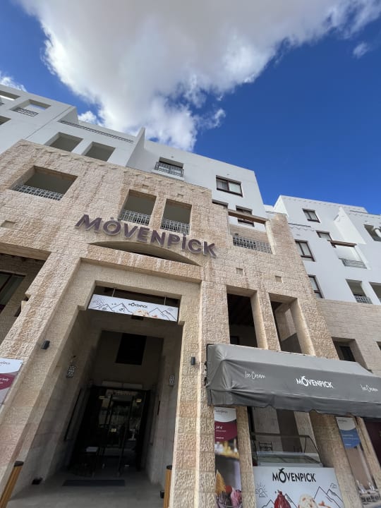 Außenansicht Mövenpick Resort Petra