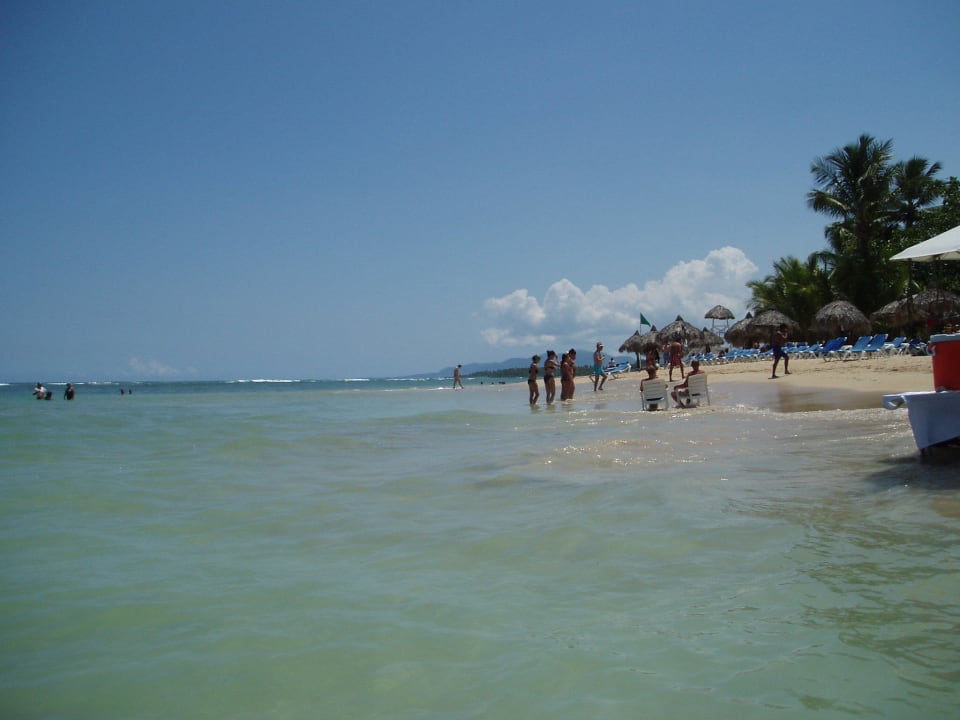 Vom Strand aus nach rechts Bahia Principe Grand El Portillo