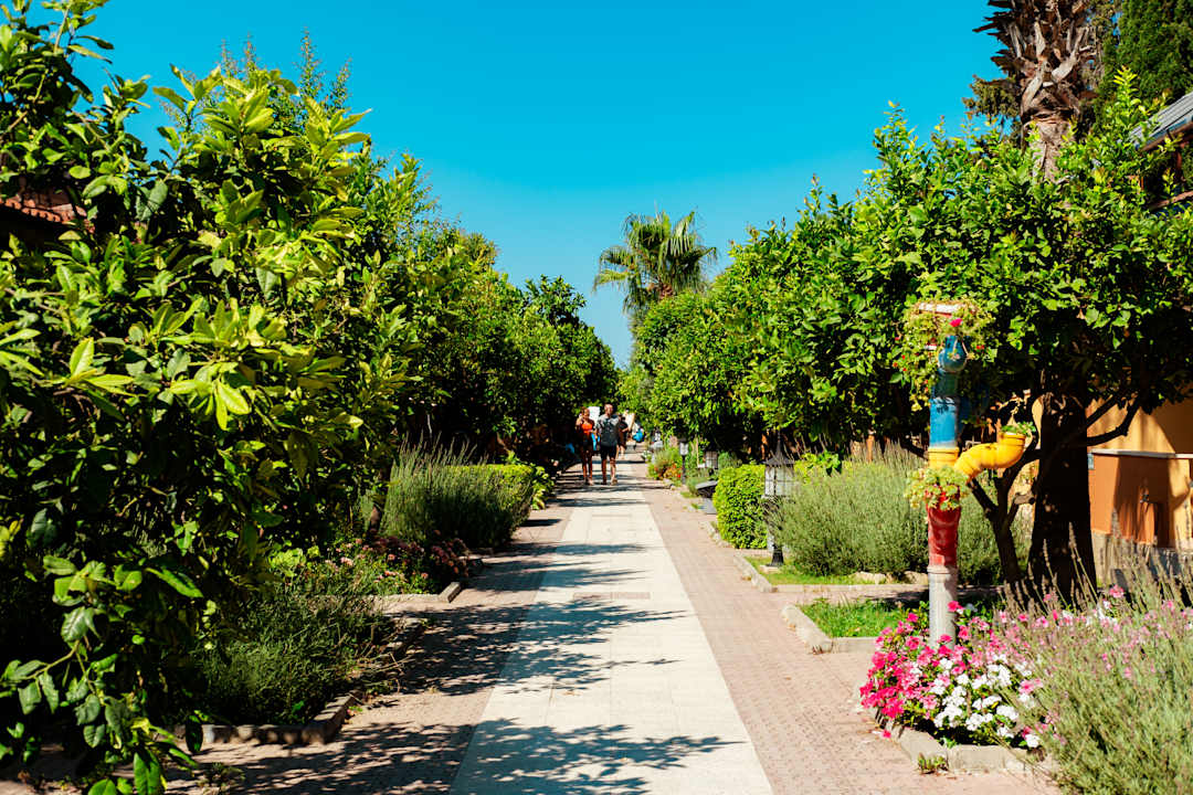 Gartenanlage Özlem Garden Hotel