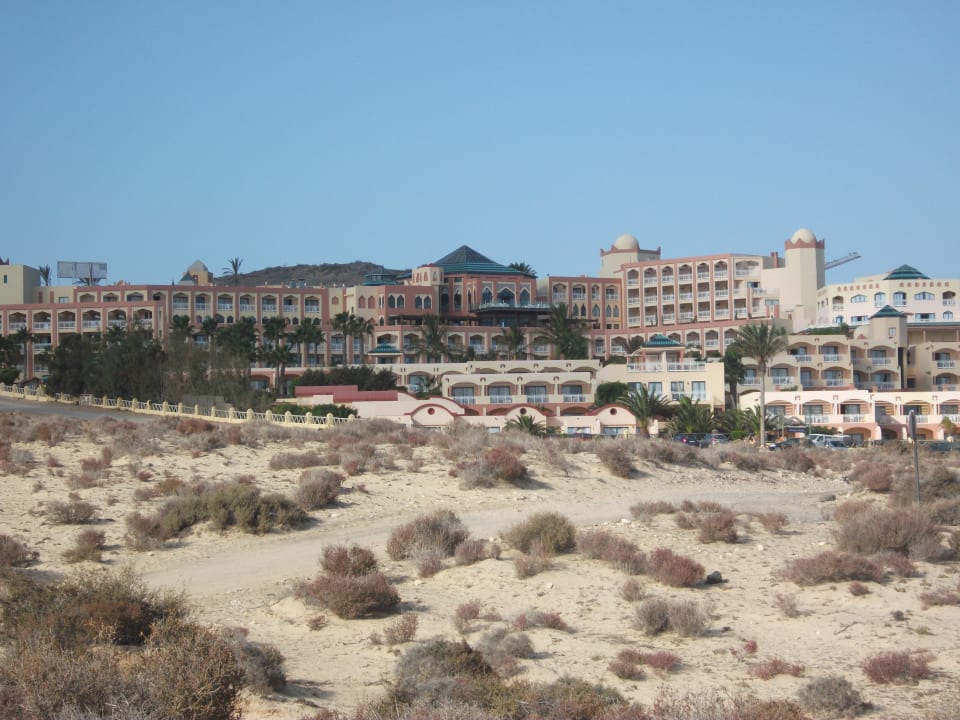 Vom Strand zum Hotel H10 Playa Esmeralda - Adults only