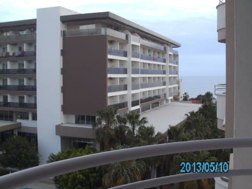 Select Hotel Royal Garden Beach